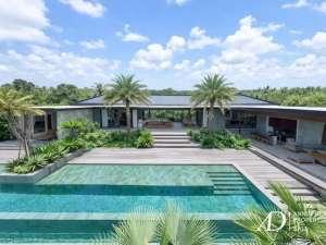 FREEHOLDMODERN DESIGNER VILLA WITH RICE FIELD VIEWS - TABANAN , tersedia melalui melalui situs Olx