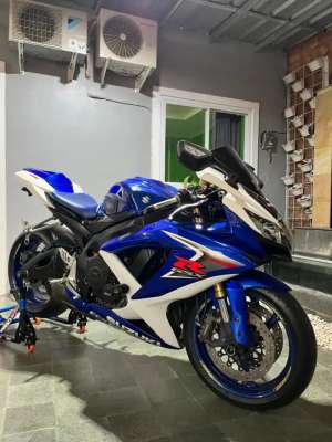 Jual bekas GSX R600 K8 TAHUN 2008,lokasi di Cilandak