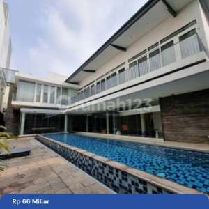 Hangtuah 675m, 3lantai, Mewah, Pool, Marmer, Shm SHM , tersedia melalui melalui situs Rumah123