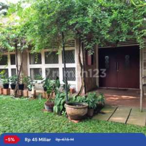 Harga Miring, Rumah Lama, Kawasan Elite, Cocok Utk Bangun Baru, Dekat Hotel The Darmawangsa. , tersedia melalui melalui situs Rumah123