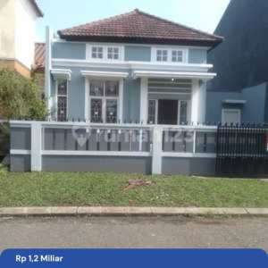 Harga Murah Rumah Rapi Terawat Luas 200M , tersedia melalui melalui situs Rumah123