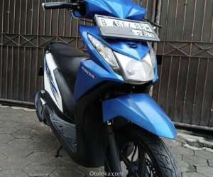 Jual bekas honda beat FI 2014 Mesin cvt halus,lokasi di Jakarta Barat