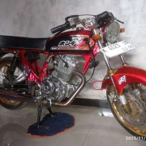Jual bekas honda cb 250 , mesin tiger th 2000,lokasi di Kab. Pati