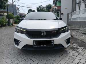 Jual bekas Honda City Hatchback NewCity RS Hatchback CVT 2021 Putih,lokasi di Jawa Timur