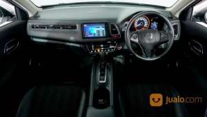 Jual bekas Honda HRV E AT 2018 Silver,lokasi di Kota Bekasi