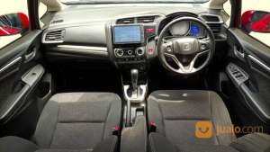 Jual bekas Honda Jazz RS AT 2017 Merah,lokasi di Kota Surabaya