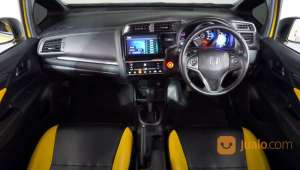 Jual bekas Honda Jazz RS AT 2019 Kuning,lokasi di Kota Banjar