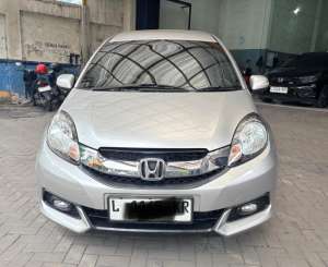 Jual bekas Honda Mobilio E CVT 2014 Silver TDP cuma 20 juta,lokasi di Jawa Timur