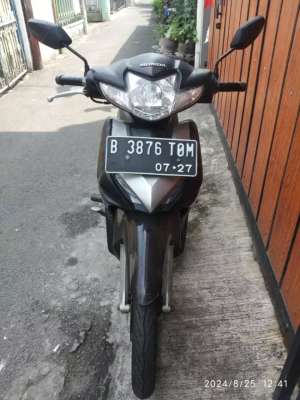 Jual bekas Honda Revo Techno AT 2011 Jual BT TT,lokasi di Tebet