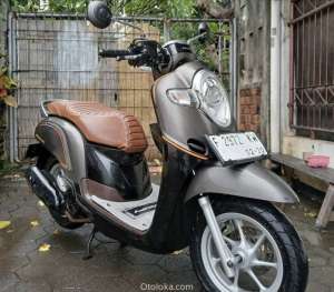 Jual bekas honda scoopy 2017 Mesin cvt halus,lokasi di Bogor