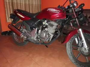 Jual bekas honda tiger 2000 lawas merah maroon,lokasi di Cileunyi