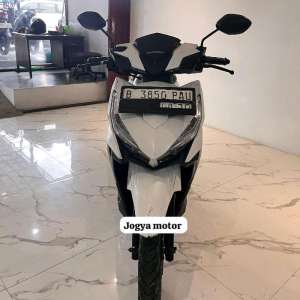 Jual bekas Honda Vario 125 ISS th 2015 motor second harga terjangkau,lokasi di Tangerang Selatan