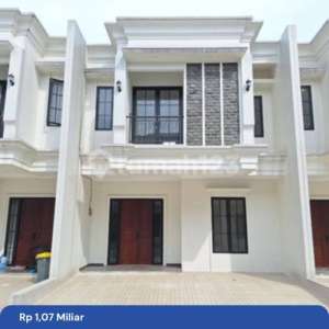 Hunian Mewah 2 Lantai Akses Terdekat ke Gdc dan Stasiun Depok , tersedia melalui melalui situs Rumah123