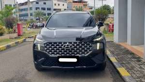 Jual bekas Hyundai Santa Fe D 2.2 8DCT Signature 2023 hitam diesel km 37 ribuan,lokasi di Jakarta DKI