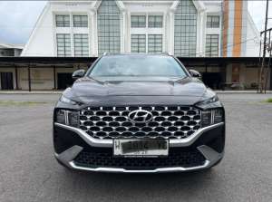 Jual bekas Hyundai Santa Fe G 2.5 6AT Signature 2023 Hitam bensin,lokasi di Jawa Timur