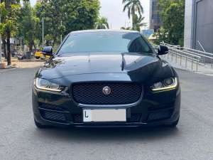 Jual bekas Jaguar XE 2.0 Prestige 2016 2016 Hitam,lokasi di Jakarta DKI