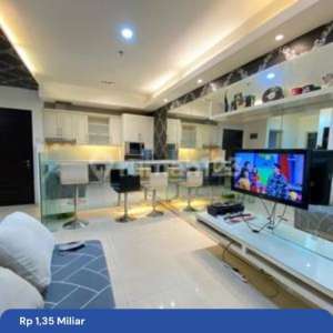 Jual Apartemen Cosmo Mansion 2 Bedroom Lantai Tengah , tersedia melalui melalui situs Rumah123