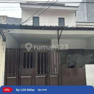 Jual Bu Rumah 3 Lantai Terenovasi di Poris Indah Cipondoh , tersedia melalui melalui situs Rumah123
