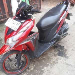 Jual bekas jual cepat honda vario thn 2013,lokasi di Panakkukang