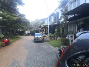 Jual cepat Rumah Di Emerald Bintaro Sektor 9 Tangerang Selatan , tersedia melalui melalui situs Olx