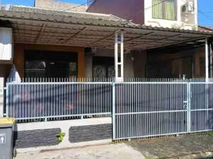 Jual cepat rumah di Kencana loka BSD sektor 12 4 , tersedia melalui melalui situs Olx