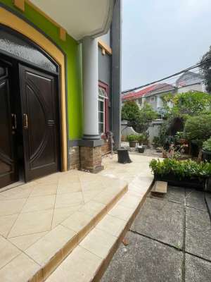 JUAL CEPAT RUMAH HOEK BAGUS DI TAMAN SEMANAN INDAH, JAKARTA BARAT , tersedia melalui melalui situs Olx