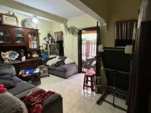 Jual Cepat Rumah kost di Jatibaru Tanah Abang 3lantai , tersedia melalui melalui situs Olx