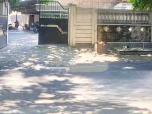 JUAL CEPAT TERMURAH Dijual Rumah Hitung tanah Jl. Kawi, Surabaya , tersedia melalui melalui situs Olx