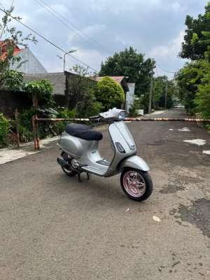 Jual bekas jual cpt vespa s iget 2017 full modif mesin std,lokasi di Bekasi Selatan