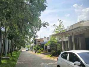 Jual Rumah 2 kamar, di Bintaro Jaya , tersedia melalui melalui situs Olx