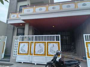 Jual Rumah Baru 2 Lantai dalam Perumahan Jogja, Utara Kampus UGM2 carport , tersedia melalui melalui situs Olx