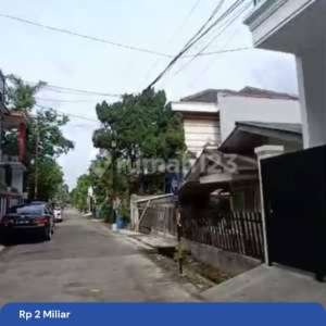 Jual Rumah Hoek Baru Renovasi Di Jati Cempaka Bekasi , tersedia melalui melalui situs Rumah123