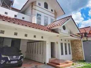 jual rumah jati padang jakarta selatan , tersedia melalui melalui situs Olx