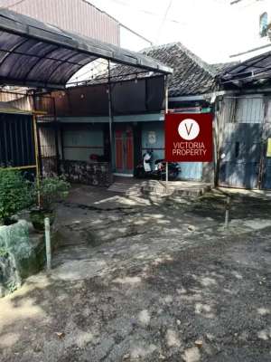 Jual Rumah Pinggir Jalan Raya Lengkong Besar dekat UNPAS, Bandung. , tersedia melalui melalui situs Olx