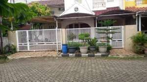 Jual Rumah Pondok Cabe lokasi di Perumahan Taman Harmoni, tersedia melalui melalui situs Olx