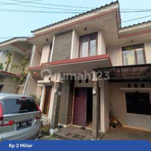 Jual Rumah Secondary Cluster Jagakarsa , tersedia melalui melalui situs Rumah123