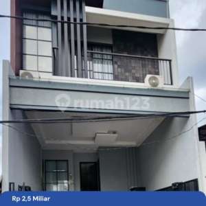 Jual Rumah Siap Huni 6x20m2 Di Taman Jeruk, Jakbar , tersedia melalui melalui situs Rumah123