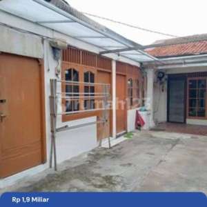 Jual rumah tua di kebon jeruk perjuangan jakarta barat , tersedia melalui melalui situs Rumah123