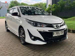 Jual bekas JUAL Toyota Yaris S TRD Sportivo AT 2018 Putih garansi 1thn mesin transmisiac,lokasi di Jawa Barat
