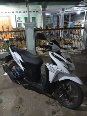 Jual bekas jual vario 125 kzr,lokasi di Beber