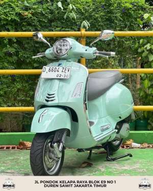 Jual bekas jual vespa gts 4v new model th 2024,lokasi di Jakarta