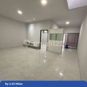 JualSewa Rumah Bagus Tengah Kota di Sayap Jl.Sudirman Bandung , tersedia melalui melalui situs Rumah123