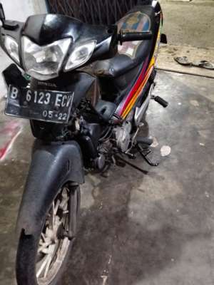 Jual bekas Karisma 2005,lokasi di Bekasi