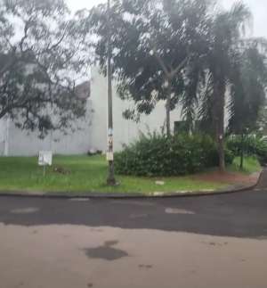 Kavling tanah hoek Boulevard Legenda wisata Cibubur lokasi di Gunung Putri, tersedia melalui melalui situs Olx