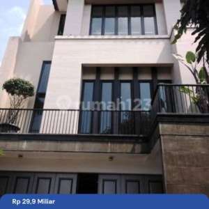 Kebayoran Baru, Hang Lekiu 1 No.12 B, Jakarta Selatan, Rumah Baru Minimalis Modern, 3 Lantai, Mewah, Hadap Timur, Garasi 8 Mobil, Carpot 5, Lt 325600, Hrg 32 M Nego, Jalan Lebar 3 Mobil Longgar, Taman Depan, Jarang Ada, Lokasi Ok, Tenang, Strategis. , tersedia melalui melalui situs Rumah123