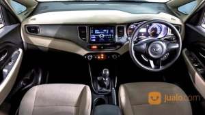 Jual bekas Kia Carens 2.0 LX MT 2013 Hitam,lokasi di Kota Yogyakarta