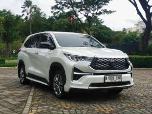 Jual bekas km 22 RB Innova ZENYK HYBRID 2023 termurah,lokasi di 