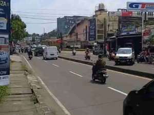 lahan dijual bekas cuci mobil lokasi strategis dijalan raya lokasi di Parung, tersedia melalui melalui situs Olx