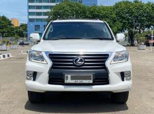 Jual bekas Lexus LX 570 2013 Putih,lokasi di Jawa Barat