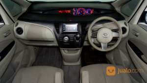 Jual bekas Mazda Biante 2.0 AT 2012 Putih,lokasi di Kota Bekasi